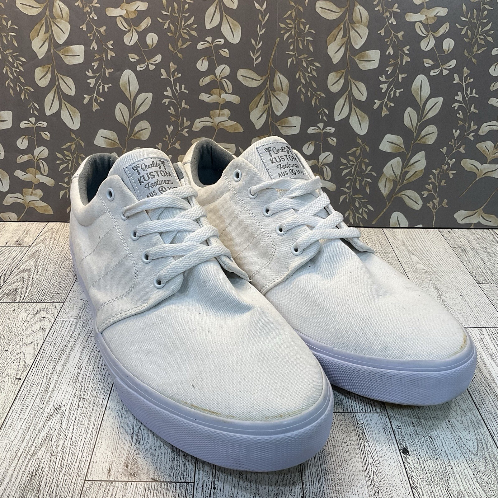Kustom Mens Layday Sneaker White Lace Up Round Toe Flat Heel Cushioned Sz 12